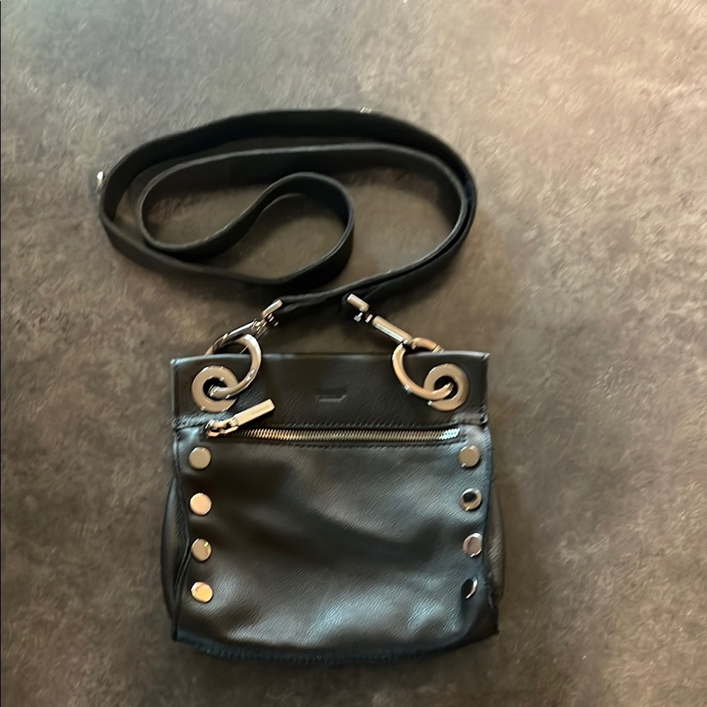 Hammitt Tony Sml Black Crossbody Bag Sleek Leather Design